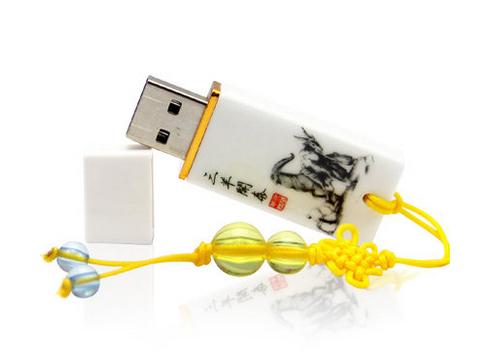  時(shí)尚陶瓷禮品U盤(pán)廠(chǎng)家直銷(xiāo)可印LOGO
