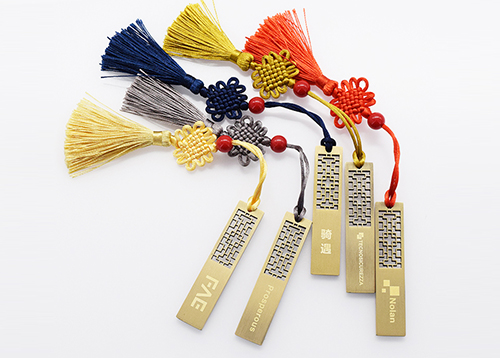 u盤工廠16G32g經(jīng)典如意手機(jī)電腦車載優(yōu)盤創(chuàng)意定制LOGO